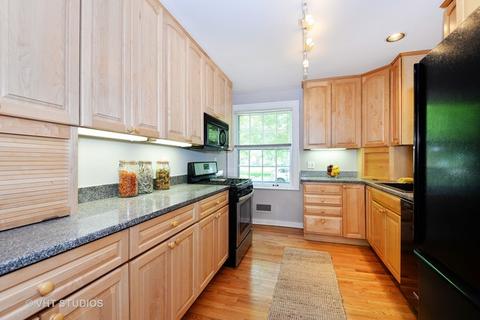 2620 Simpson St, Evanston, IL 60201 photo 8