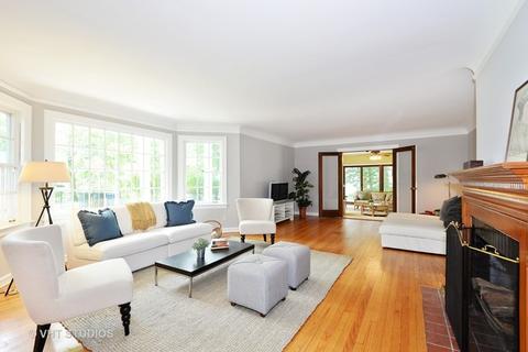 2620 Simpson St, Evanston, IL 60201 photo 6