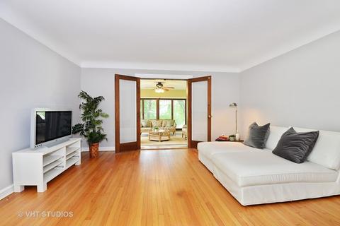 2620 Simpson St, Evanston, IL 60201 photo 5