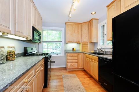 2620 Simpson St, Evanston, IL 60201 photo 9