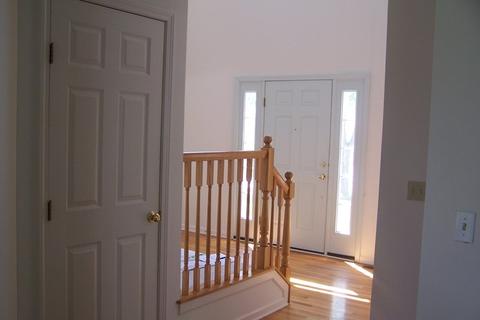 245 Norwich Dr, Bartlett, IL 60103 photo 3