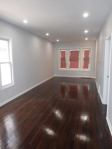 2439 E 93rd St, Chicago, IL 60617 photo 6