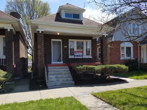 2439 E 93rd St, Chicago, IL 60617 photo 1