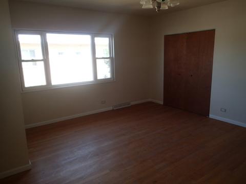 1436 Willow Ave, Des Plaines, IL 60016 photo 11