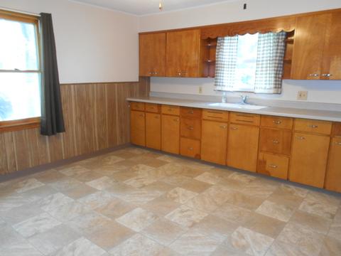 255 N 7th Ave, Kankakee, IL 60901 photo 6