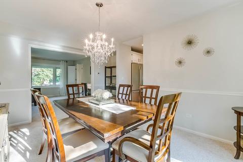 35 Circle Dr, Algonquin, IL 60102 photo 9