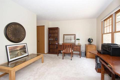 867 Groton Ct, Bartlett, IL 60103 photo 5