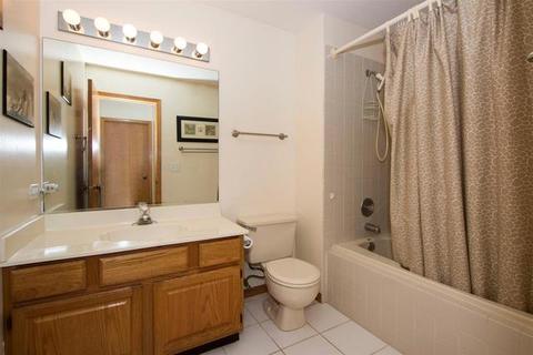 867 Groton Ct, Bartlett, IL 60103 photo 22