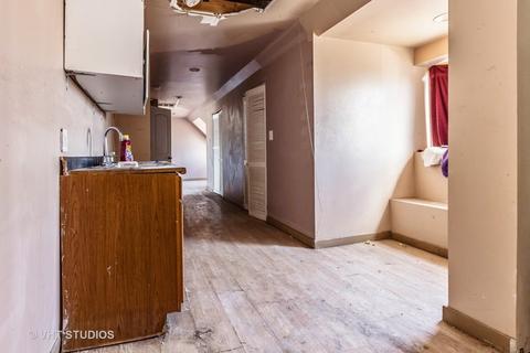 3001 E 83rd St, Chicago, IL 60617 photo 5