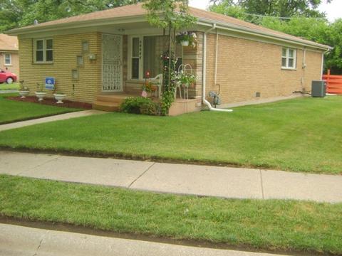 16963 Murphy Ave, Hazel Crest, IL 60429 photo 3