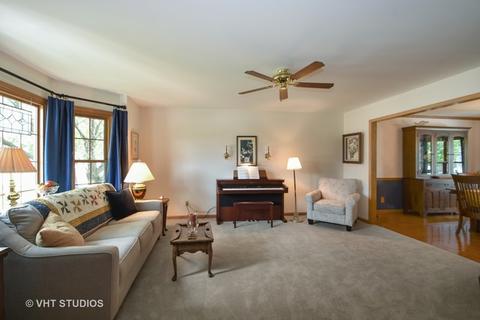 5015 Brighton Ln, Plainfield, IL 60586 photo 2
