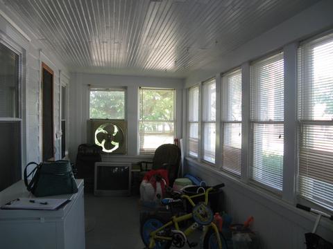 119 E Douglas St, Seneca, IL 61360 photo 2