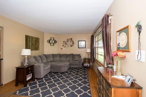 405 John Ave, Mchenry, IL 60050 photo 2