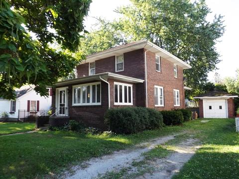 132 E Union St, Seneca, IL 61360 photo 2