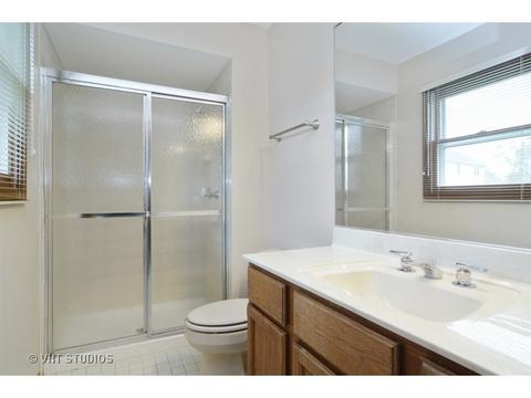803 Reef Ct, Wheeling, IL 60090 photo 6
