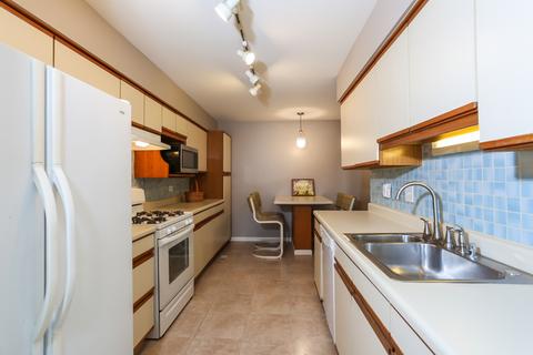 1408 Chippewa Trl, Wheeling, IL 60090 photo 12
