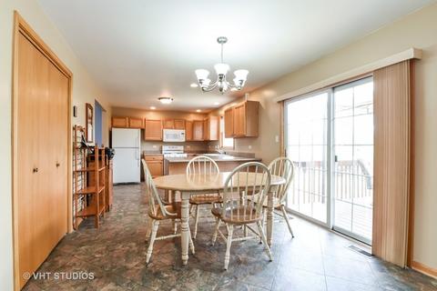3205 Sandy Ridge Dr, Steger, IL 60475 photo 5