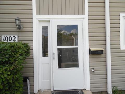 1002 Sandpiper Ct, Bartlett, IL 60103 photo 1