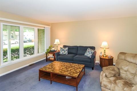 666 Westmere Rd, Des Plaines, IL 60016 photo 5