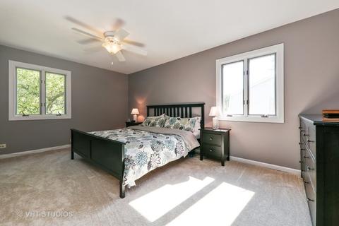 512 Sheffield Dr, Naperville, IL 60565 photo 8