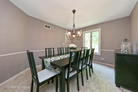 512 Sheffield Dr, Naperville, IL 60565 photo 4