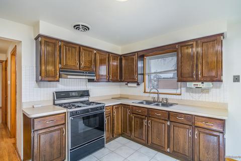 3701 W 83rd St, Chicago, IL 60652 photo 10