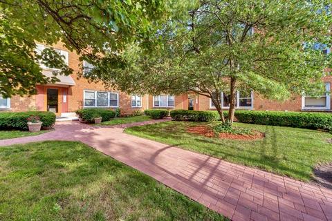 419 Custer Ave #2, Evanston, IL 60202 photo 2