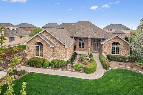 16435 Christopher Dr, Lemont, IL 60439 photo 1