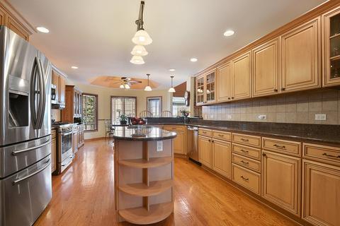 16435 Christopher Dr, Lemont, IL 60439 photo 8