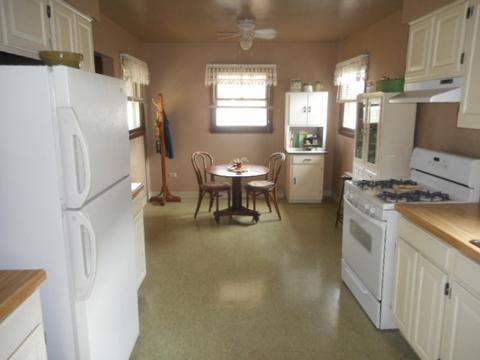3517 Carpenter St, Steger, IL 60475 photo 4