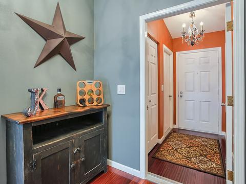 702 Compton Ave, Champaign, IL 61822 photo 4