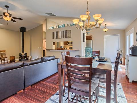 702 Compton Ave, Champaign, IL 61822 photo 10