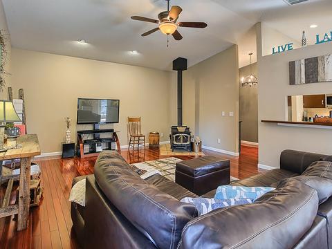 702 Compton Ave, Champaign, IL 61822 photo 11