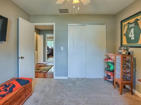 702 Compton Ave, Champaign, IL 61822 photo 25