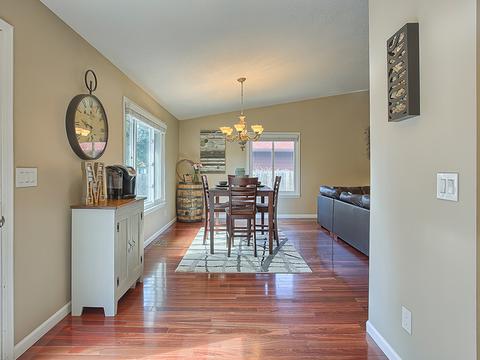 702 Compton Ave, Champaign, IL 61822 photo 7