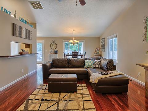 702 Compton Ave, Champaign, IL 61822 photo 14