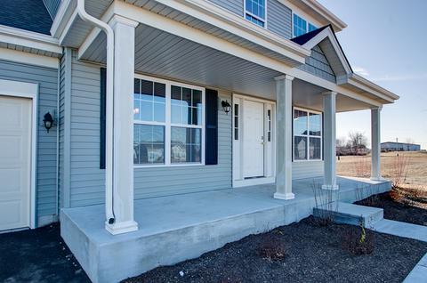 111 E Ashton Dr, Maple Park, IL 60151 photo 2