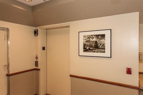 1600 E Thacker St #608, Des Plaines, IL 60016 photo 3