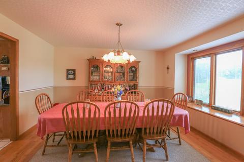 18807 River Rd, Marengo, IL 60152 photo 5