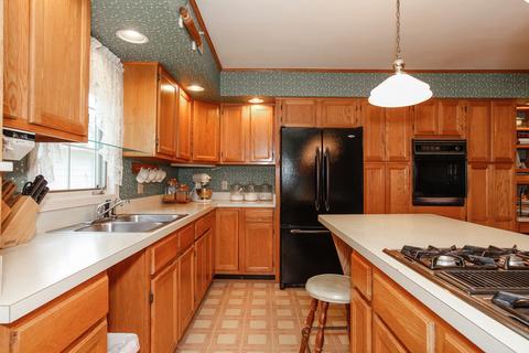 727 Macgregor Rd, Lockport, IL 60441 photo 4
