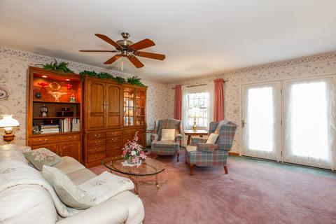 727 Macgregor Rd, Lockport, IL 60441 photo 2