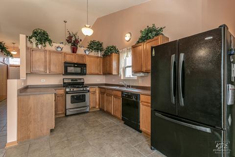 7316 Fordham Ln, Plainfield, IL 60586 photo 8