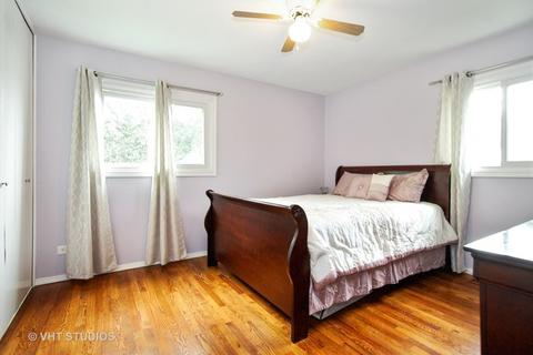 955 Olive St, Hoffman Estates, IL 60169 photo 7