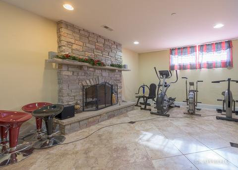 1630 Greenleaf Ave, Des Plaines, IL 60018 photo 25