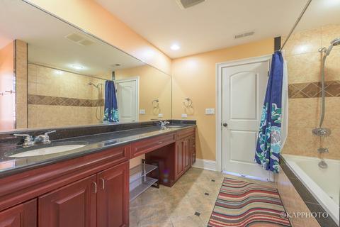 1630 Greenleaf Ave, Des Plaines, IL 60018 photo 17