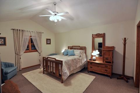 3221 Meadow Trl E, Dekalb, IL 60115 photo 16