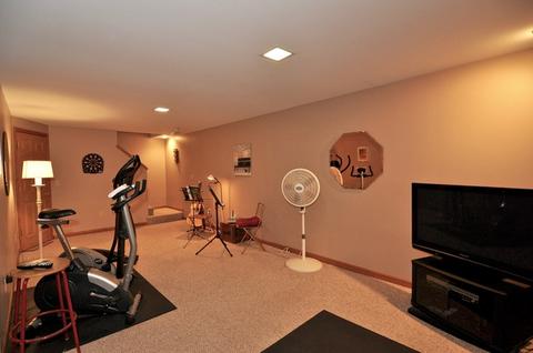 3221 Meadow Trl E, Dekalb, IL 60115 photo 21