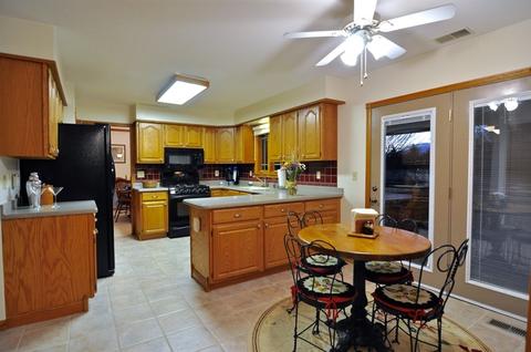 3221 Meadow Trl E, Dekalb, IL 60115 photo 9