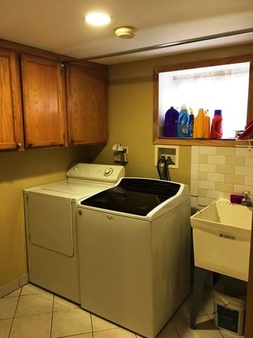 8101 Mcvicker Ave, Burbank, IL 60459 photo 18
