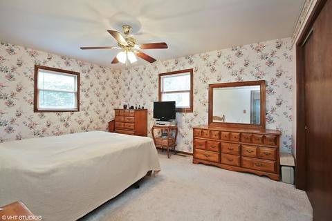 5220 Hunter Dr, Mchenry, IL 60050 photo 7